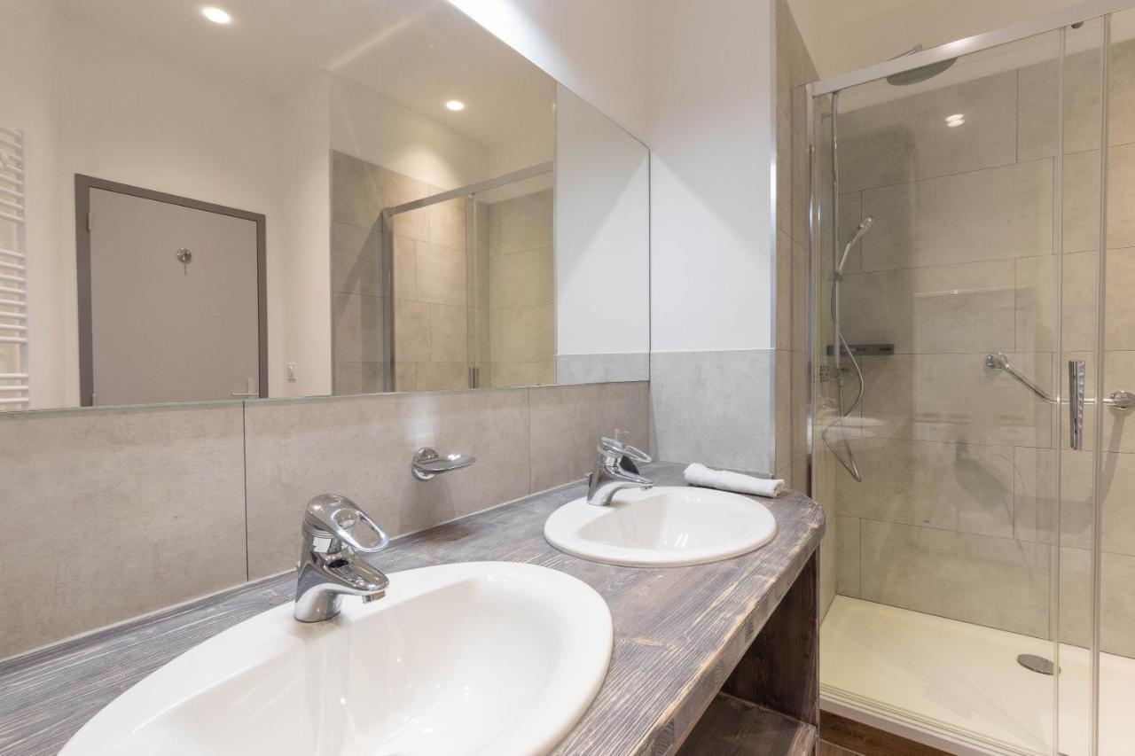 Les Joyaux Tournusiens Apartment Luaran gambar