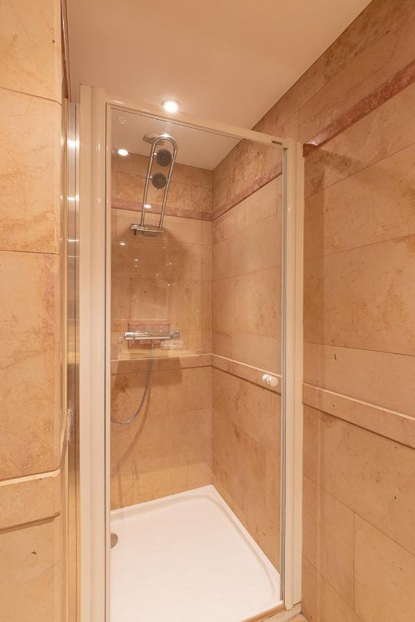 Les Joyaux Tournusiens Apartment Luaran gambar
